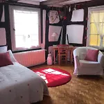 Au Fil Du Temps Apartment *